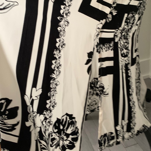 Long sweater - Picture 2 of 4